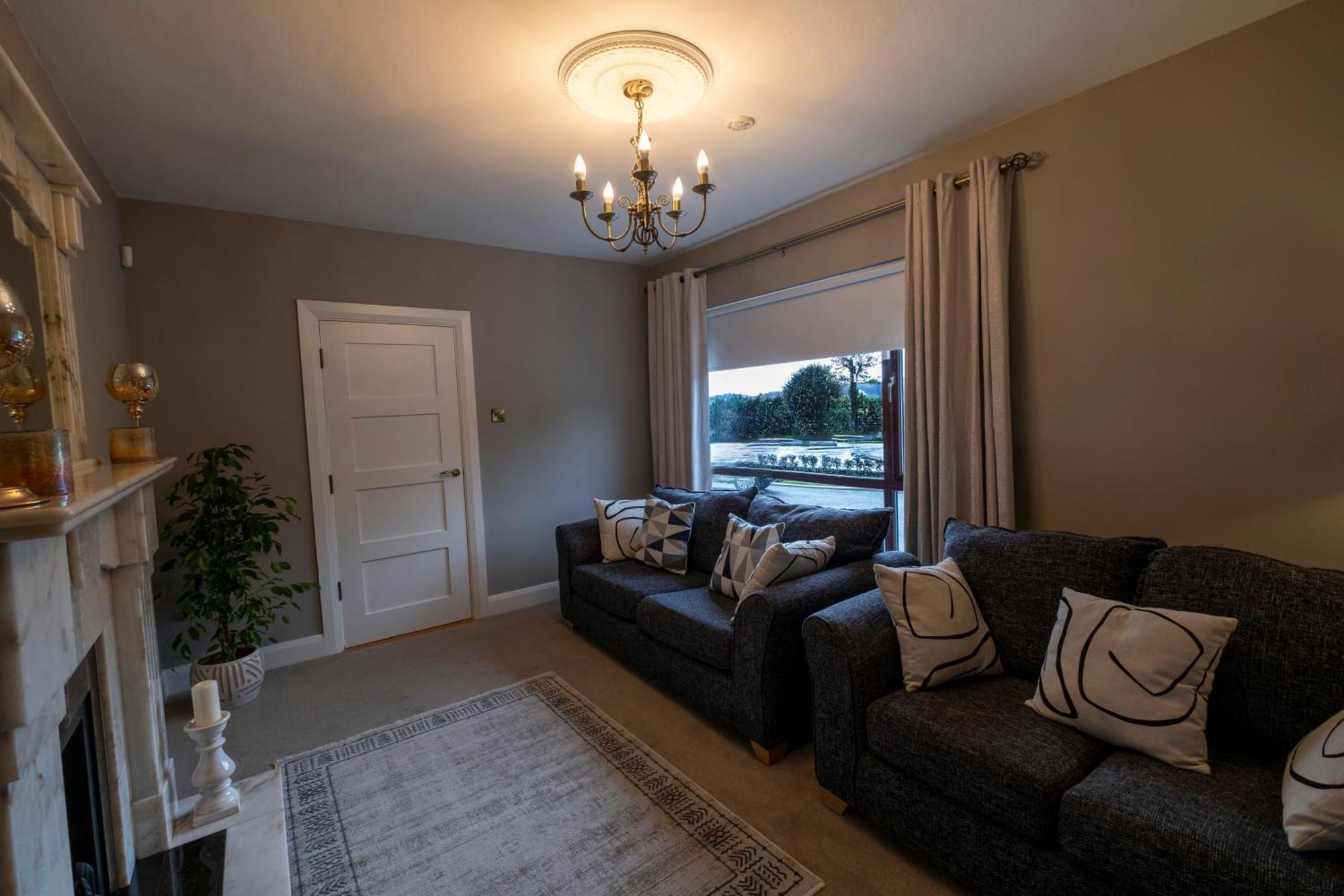 The Hillcrest, Luxury Accommodation In Castleblayney Town Zewnętrze zdjęcie